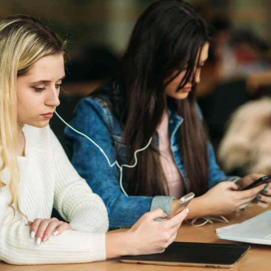 Bestimmt dein Feed deine Weltsicht?