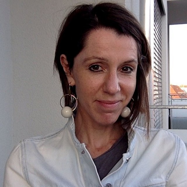 Dr. Amanda Machin talks about the Philosophy, Politics and Economics degree