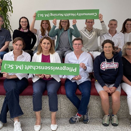 Welt-Alzheimertag 2023: "Demenz – die Welt steht Kopf"