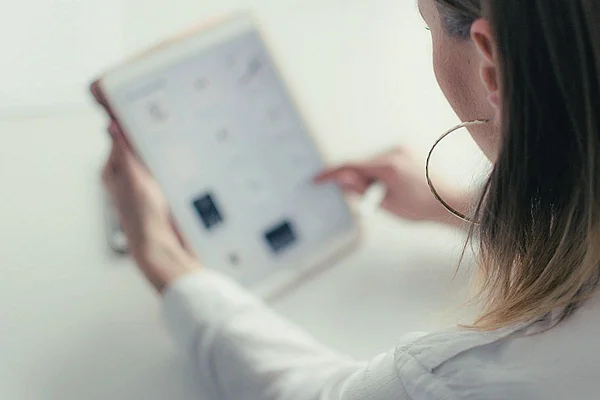 Artikel werden von Gutachtern geprüft