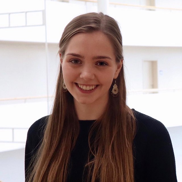 Zusammendenkerin Franziska Klage über ihr Philosophie, Politik und Ökonomik-Studium