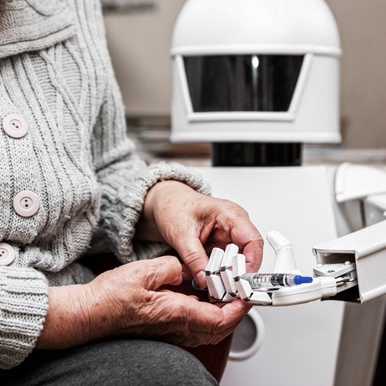 Wie digital sollte Pflege sein?