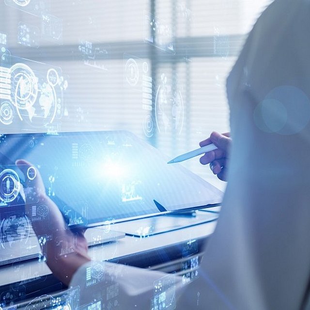 Interdisziplinäre Forschung zur Digitalisierung im Gesundheitswesen an der UW/H