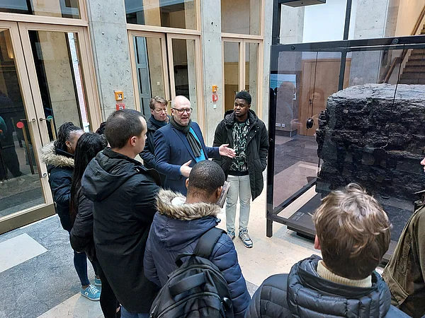 Erläuterungen zur Kohleförderung im Ruhrgebiet durch Dr. Michael Farrenkopf vom Deutschen Bergbau-Museum Bochum (Foto: Reinhard Loske)
